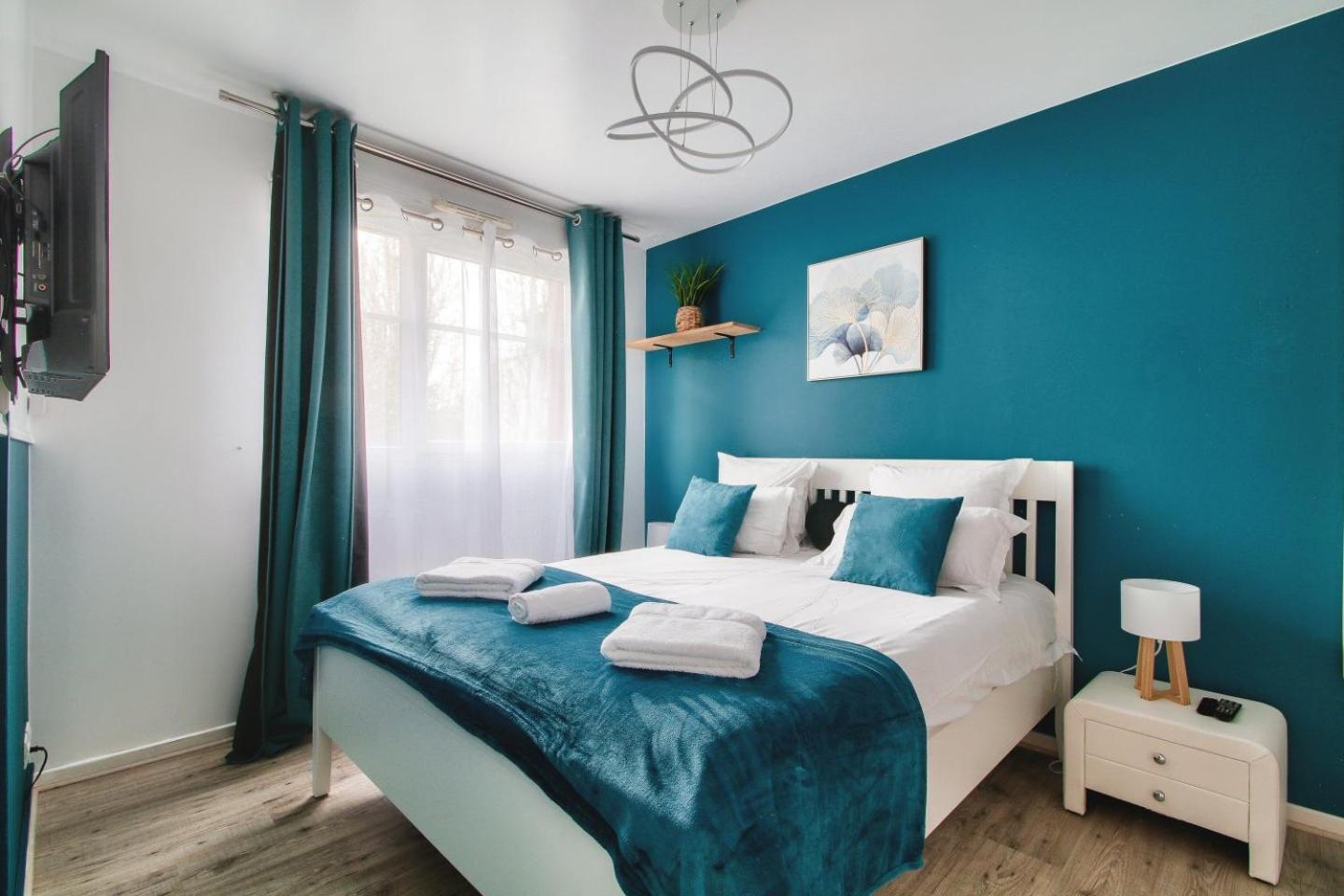 123Home-Loft & Spa Монтеврен Экстерьер фото